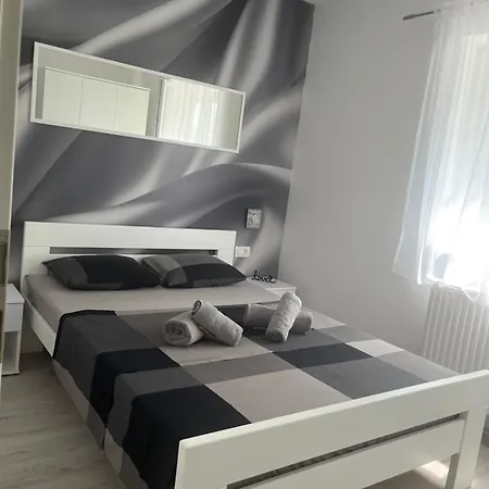 Foresta Apartament *