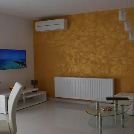Foresta Apartment Kras