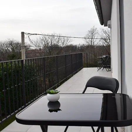 Foresta Apartment *